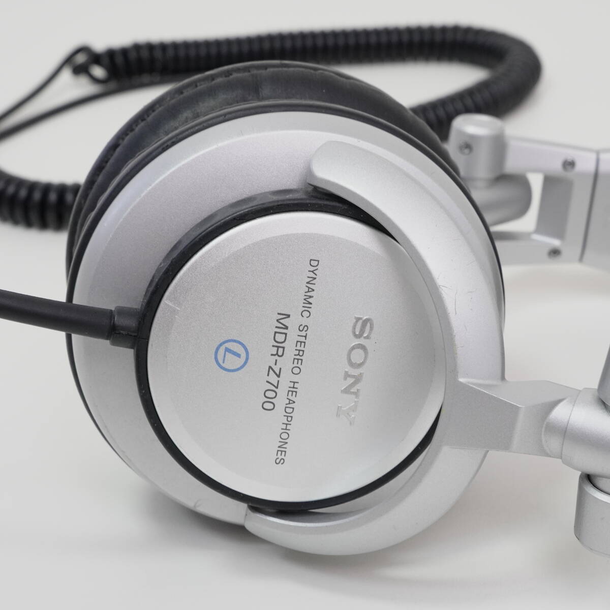 Yahoo!オークション -「sony mdr-z700」の落札相場・落札価格