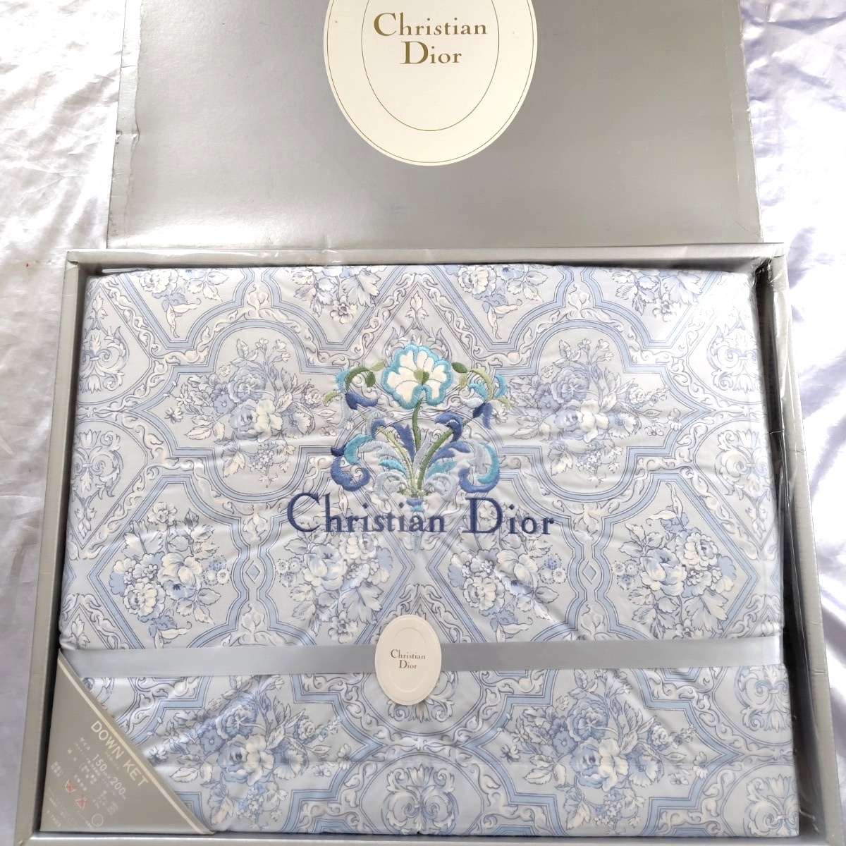 Yahoo!オークション -「クリスチャン ディオール」(布団) (寝具)の落札