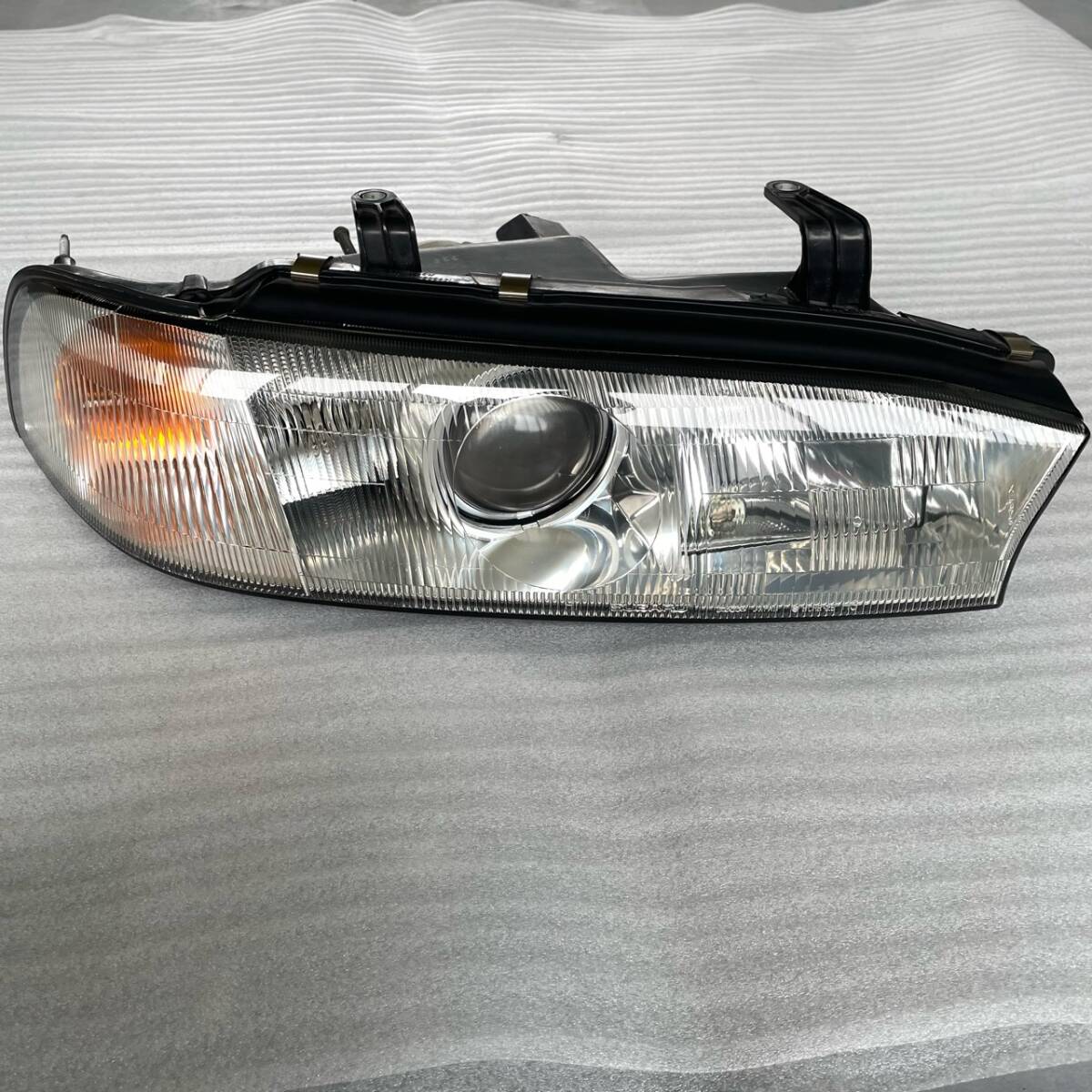 Yahoo!オークション -「レガシィ bg ヘッドライト」の落札相場・落札価格