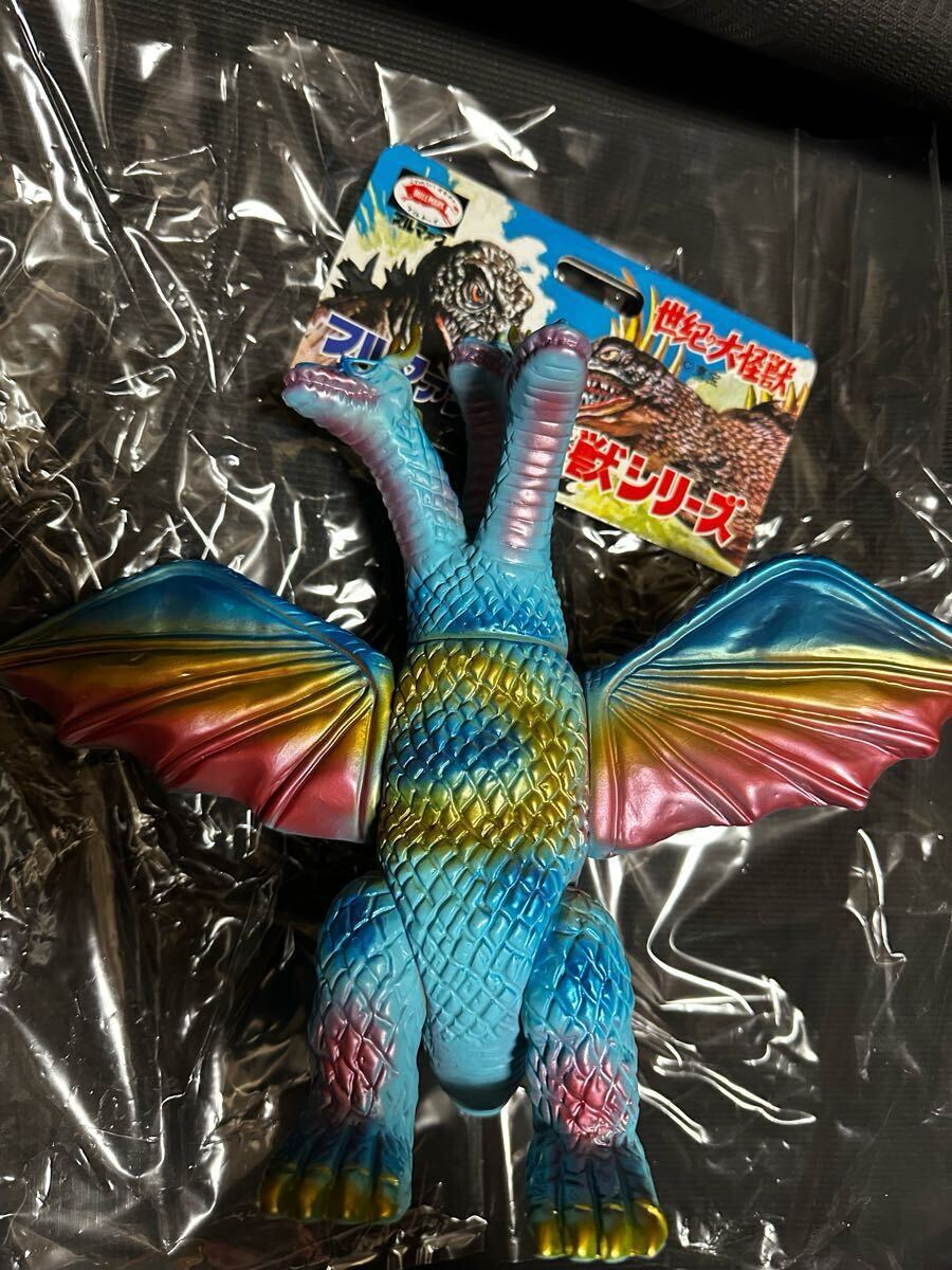 Yahoo!オークション -「ブルマァク復刻」(キングギドラ) (ゴジラ、怪獣