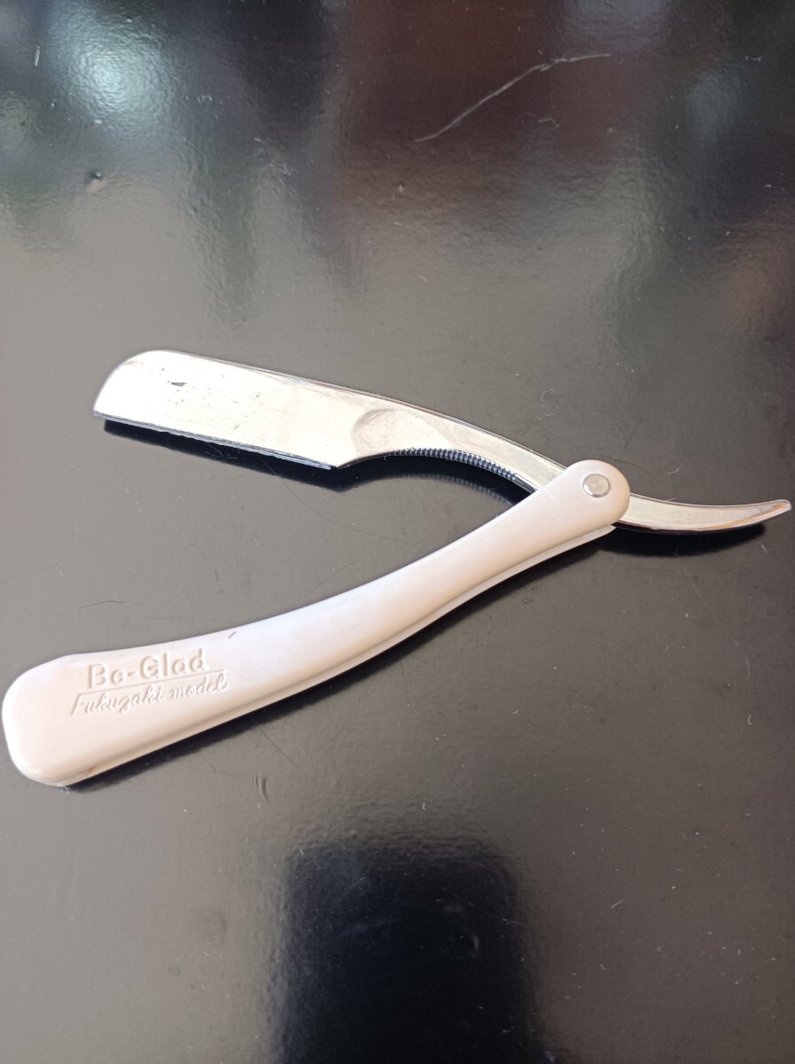 Yahoo!オークション -「glad」(理美容店用品) (店舗用品)の落札相場