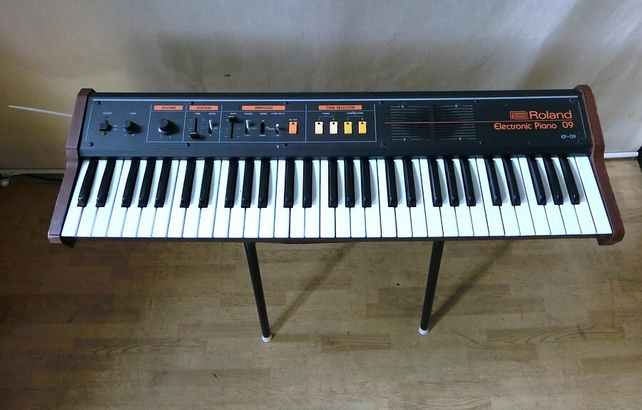 Yahoo!オークション -「ep09」(ローランド) (電子ピアノ)の落札相場
