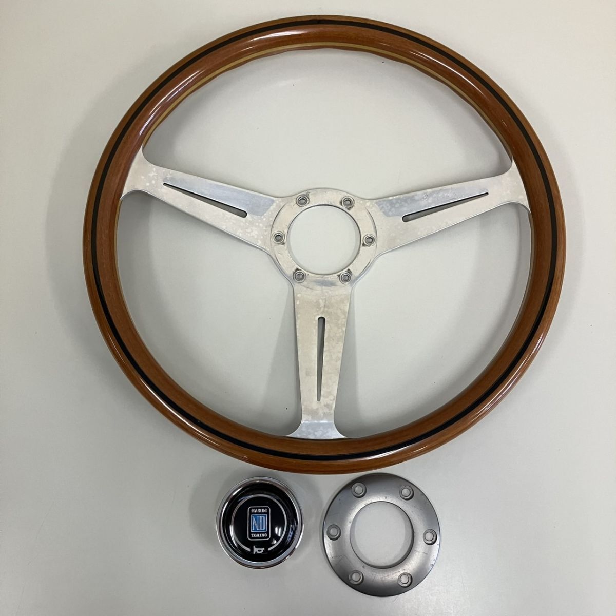 Yahoo!オークション -「ナルディ ウッド 37」の落札相場・落札価格