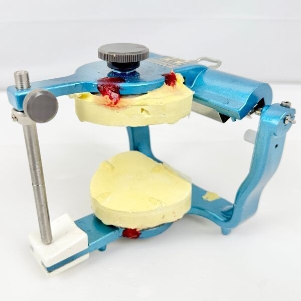 Yahoo!オークション -「咬合器 ホビー」の落札相場・落札価格