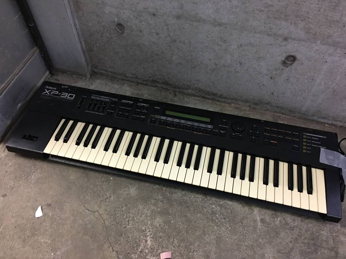 Y*A様 破損あり中古Roland ローランド XP-60 シンセサイザー キー Y*A