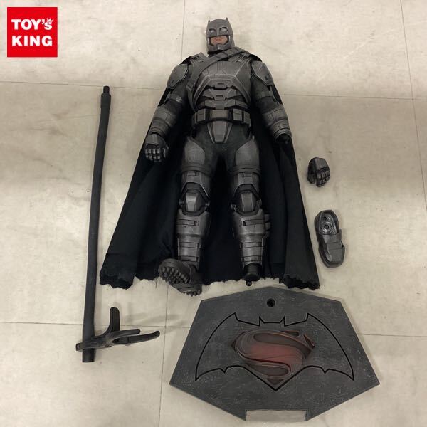 Yahoo!オークション -「ホットトイズ アーマードバットマン」の落札