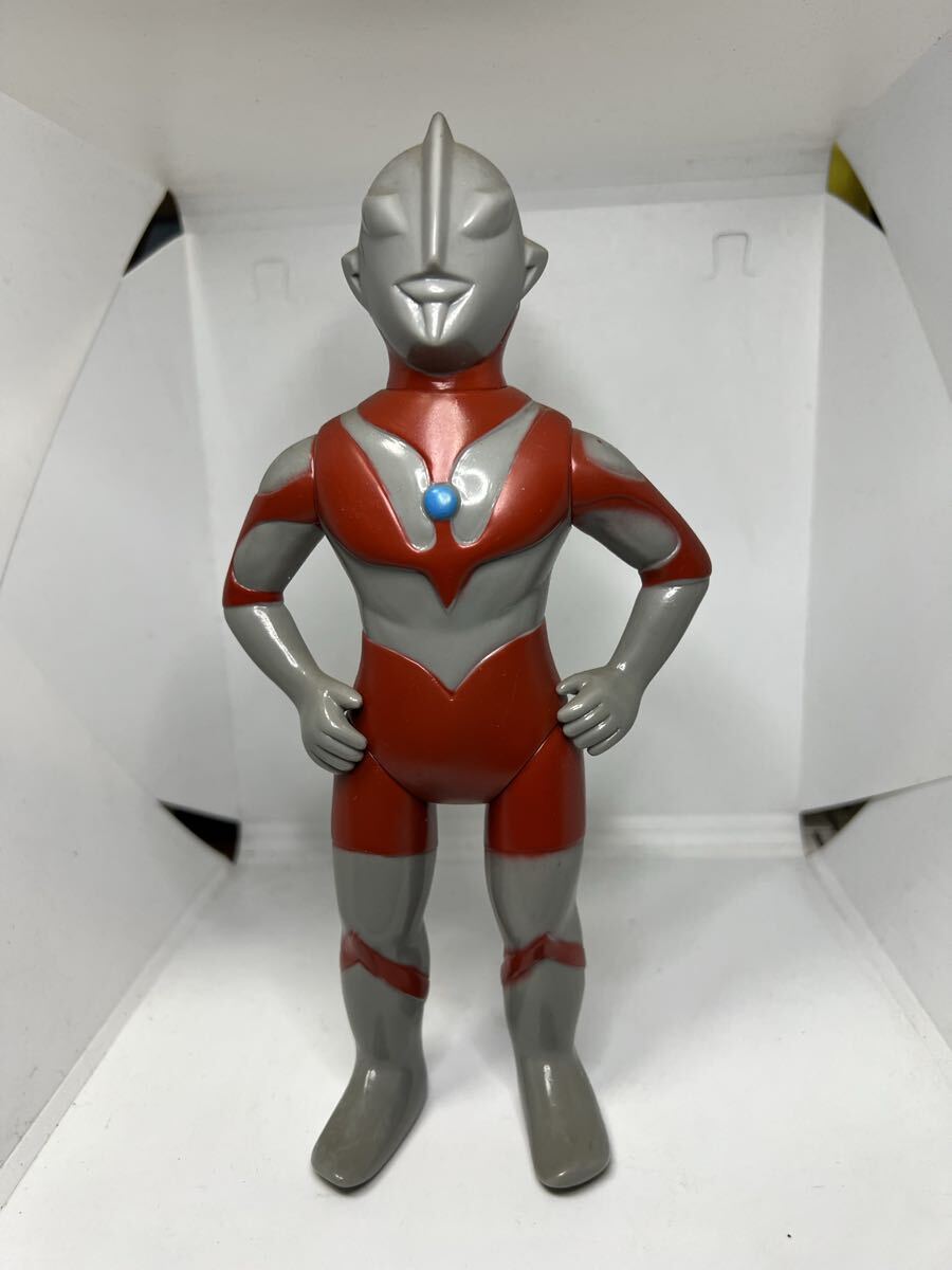 Yahoo!オークション -「m1号 ニセウルトラマン」の落札相場・落札価格