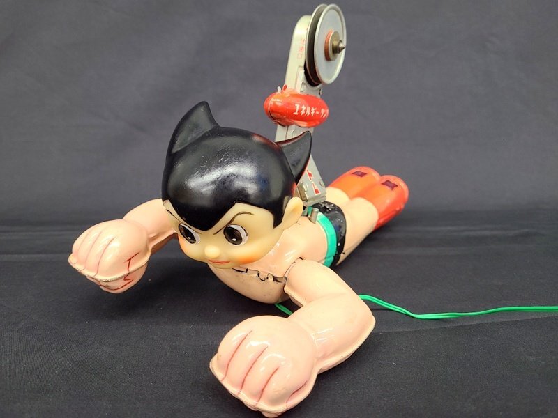 Yahoo!オークション -「鉄腕アトム ブリキ」(ロボット) (ブリキ)の落札