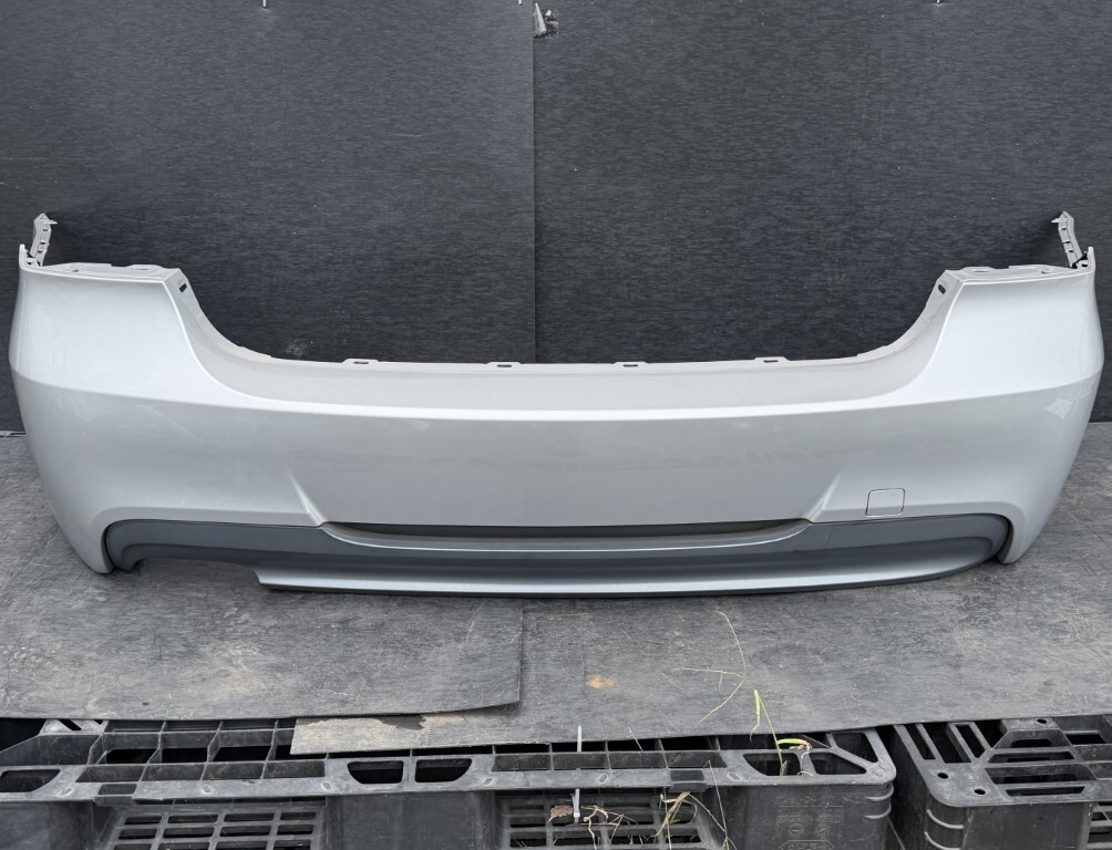 Yahoo!オークション -「bmw e90 純正 リアバンパー」の落札相場・落札価格