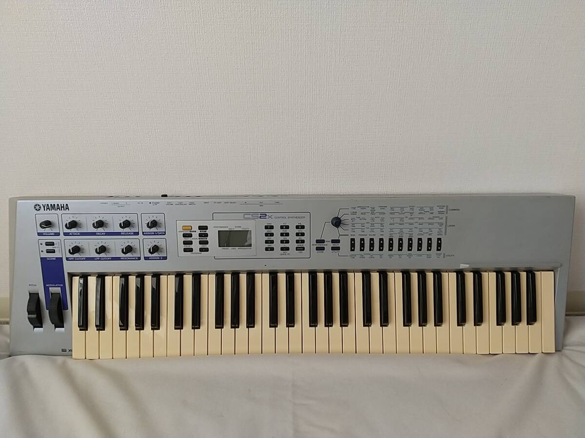 ヤマハ CS2x シンセサイザー 中古(純正電源コード(PA-3B)ペダルあり