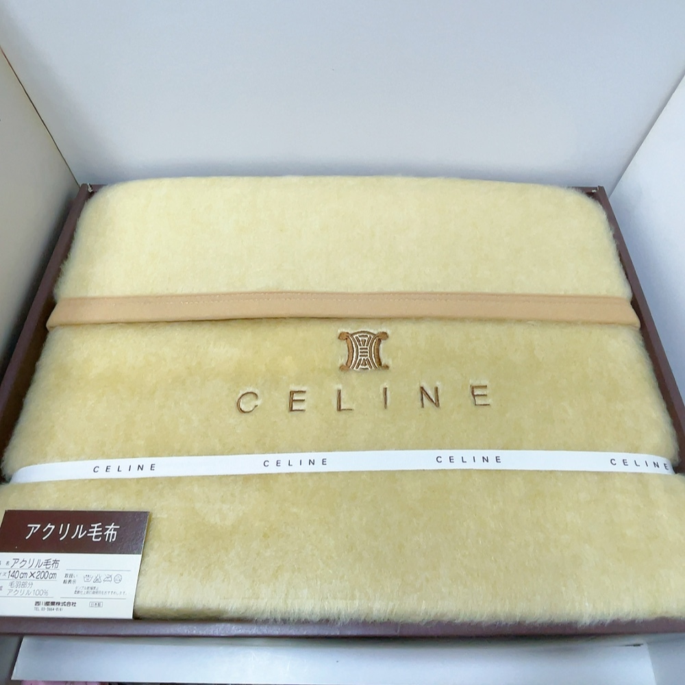 Yahoo!オークション -「セリーヌ 毛布 アクリル」の落札相場・落札価格