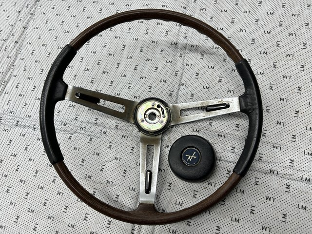 Yahoo!オークション -「ハコスカ」(ステアリング、ハンドル本体) (日産