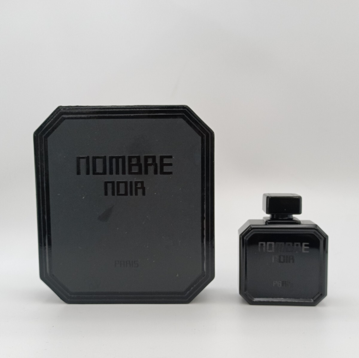 ノンブルノワール60ml 未使用 資生堂 ノンブル ノアール パルファム 箱