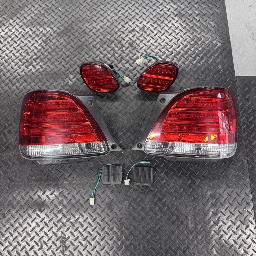 Yahoo!オークション -「アリスト 16 led テール」(トヨタ用) (自動車