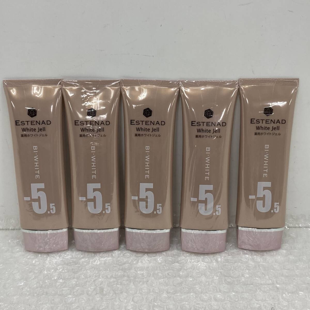 Yahoo!オークション -「エステナード ジェル ホワイト」の落札相場