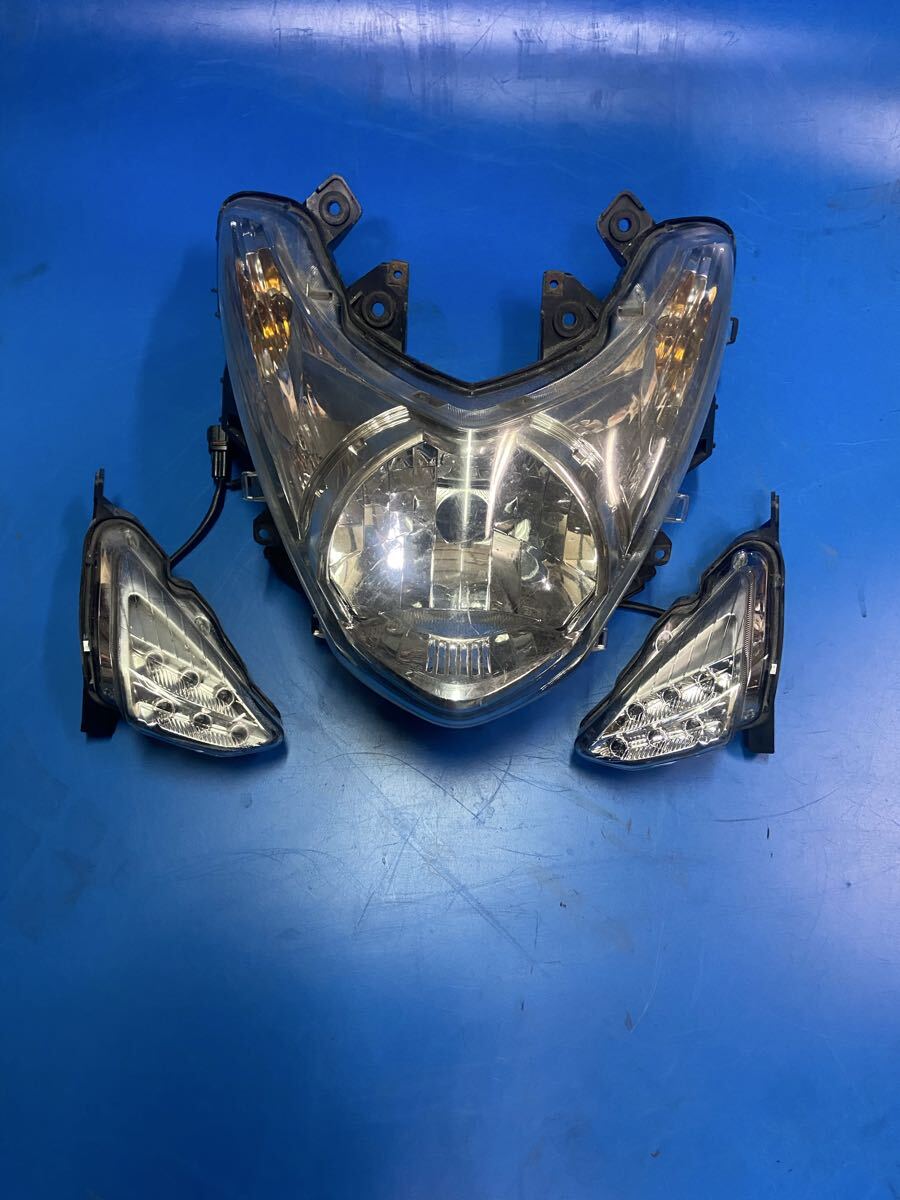 Yahoo!オークション -「マジェスティs」(ヘッドライト) (純正品)の落札