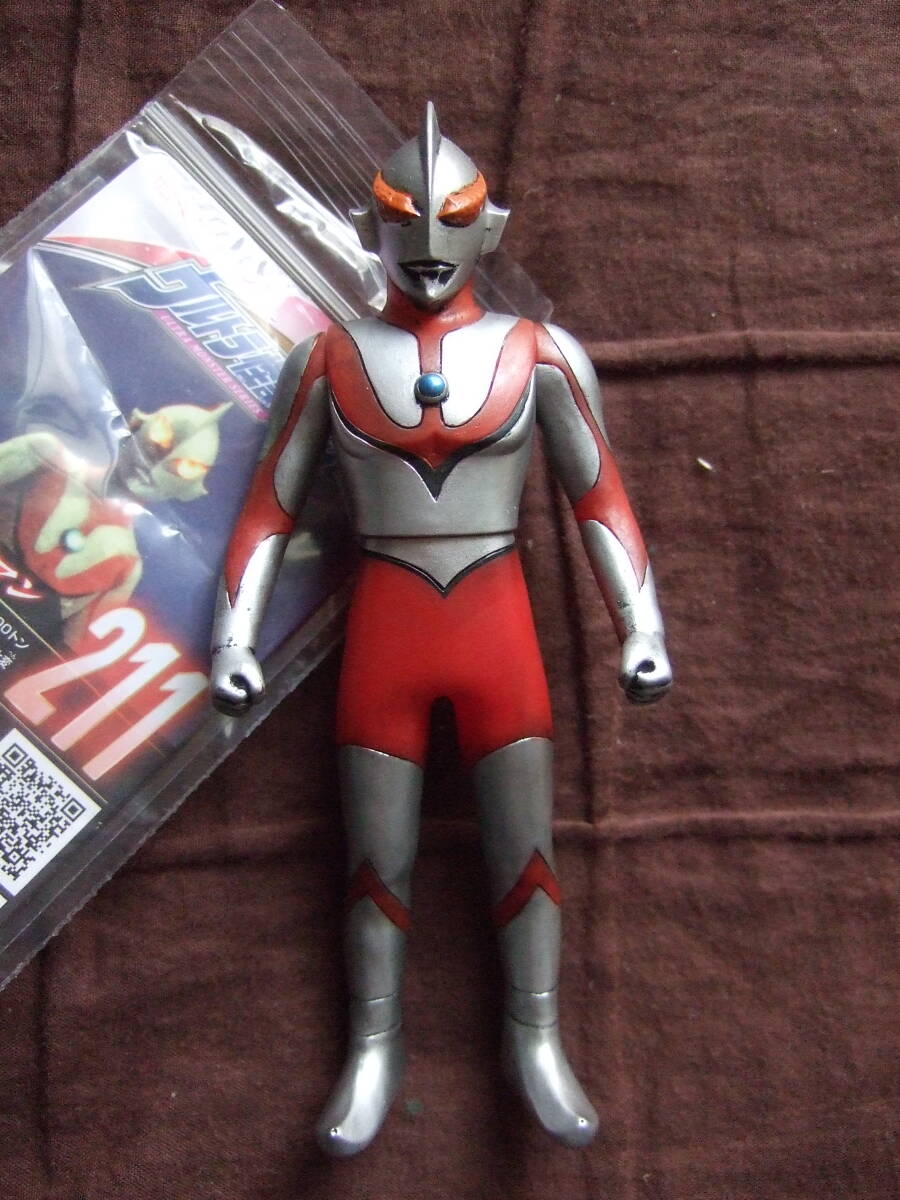 Yahoo!オークション -「にせウルトラマン ソフビ」の落札相場・落札価格