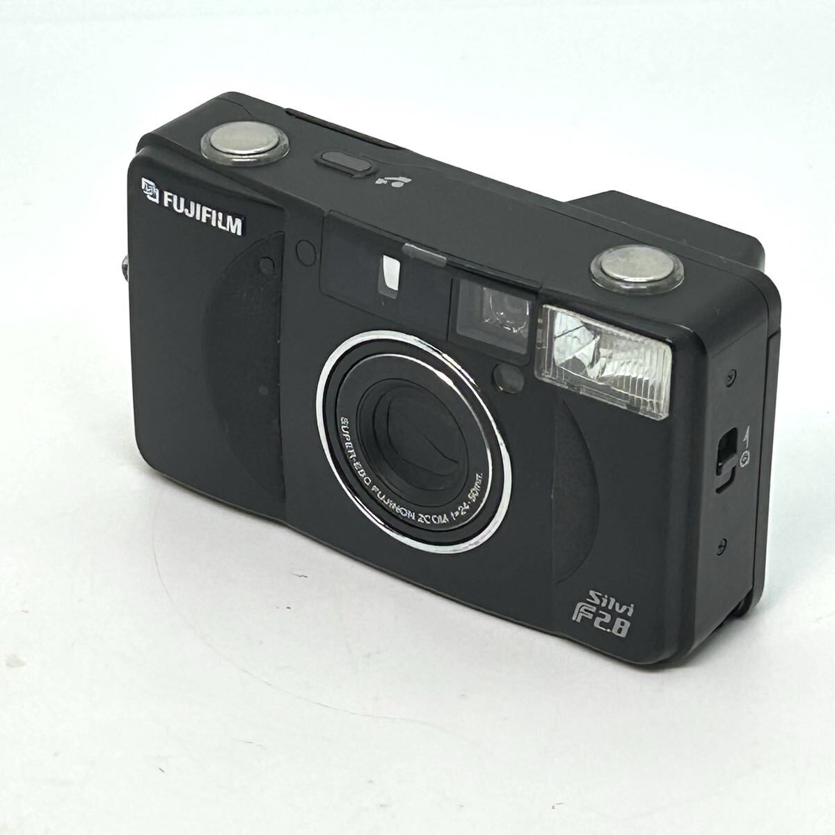 Yahoo!オークション -「fujifilm silvi f2.8」の落札相場・落札価格