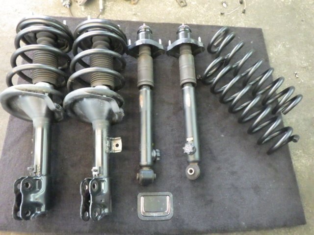 Yahoo!オークション -「デリカd5 純正 スプリング」の落札相場・落札価格