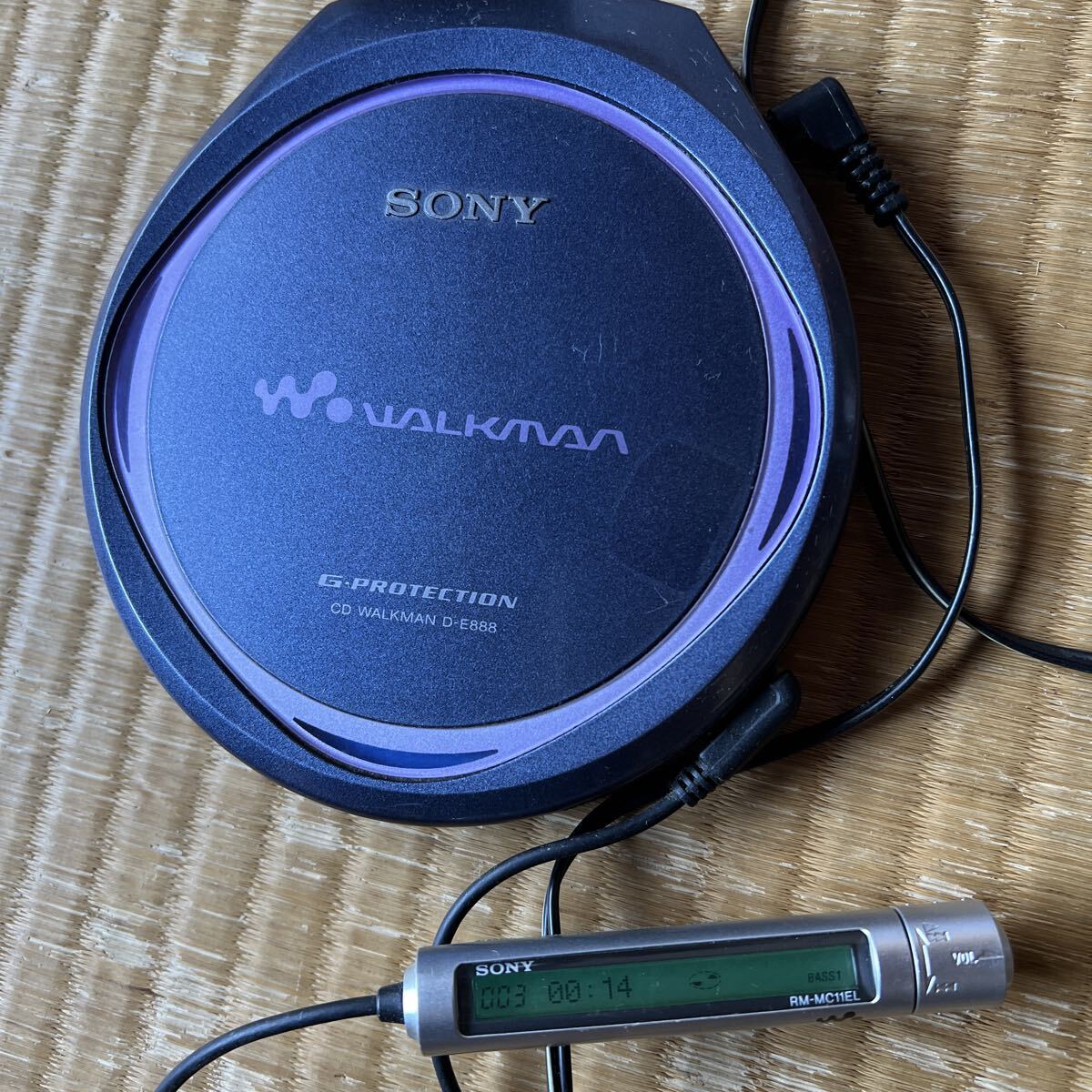 Yahoo!オークション -「sony d-e888」の落札相場・落札価格