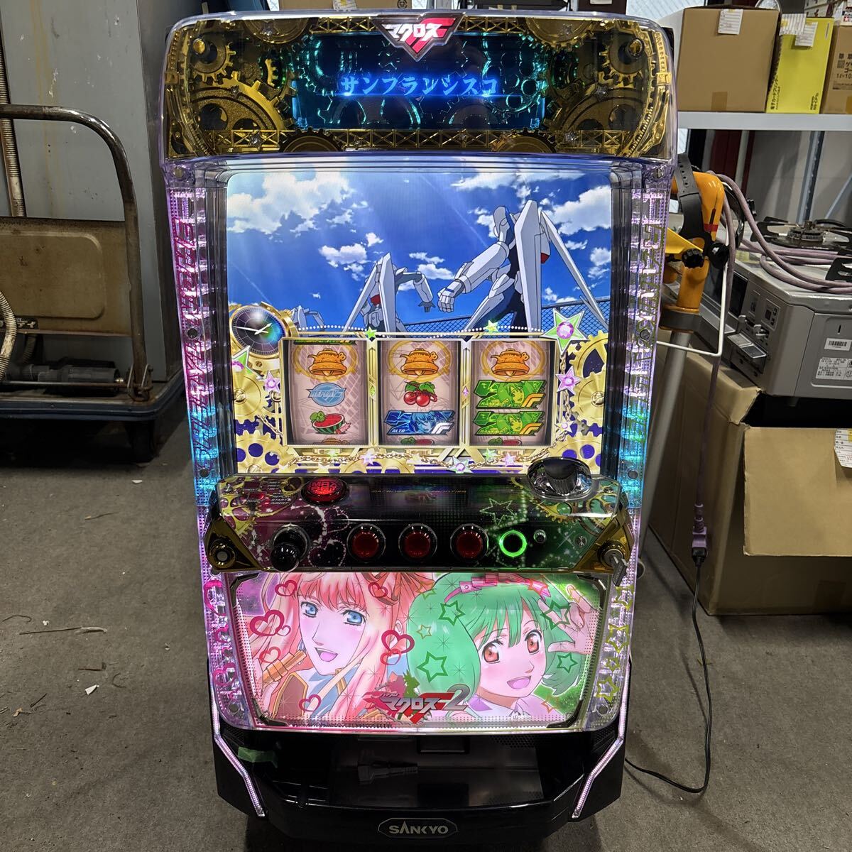 Yahoo!オークション -「マクロスフロンティア2」(パチスロ実機