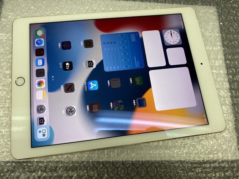 Apple iPad Air 2 Wi-Fi+Cellular 32GB docomo [ゴールド