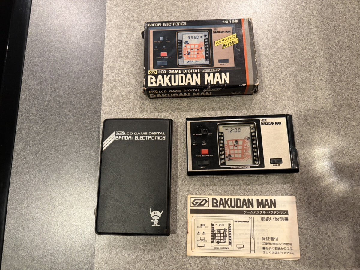 Yahoo!オークション -「バクダンマン」の落札相場・落札価格