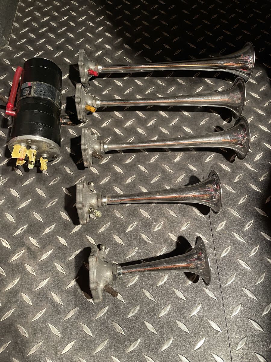 Yahoo!オークション -「当時物 ミュージックホーン」の落札相場・落札価格