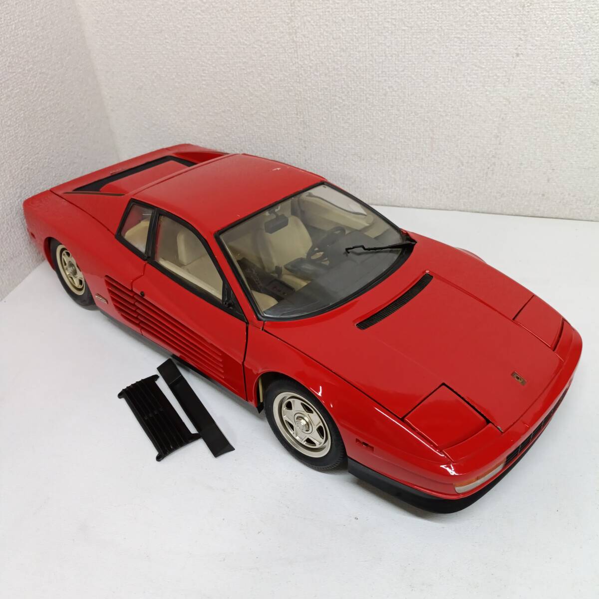 Yahoo!オークション -「ポケール 1 8」(フェラーリ) (乗用車)の落札