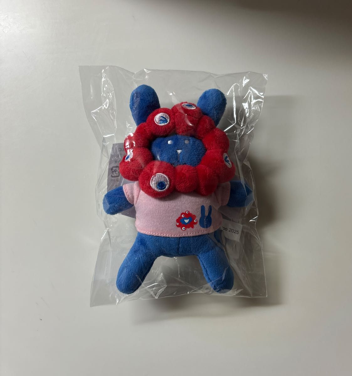 ミャクミャク×CRAFTHOLIC なりきりおすわりマスコットチャーム Tシャツ