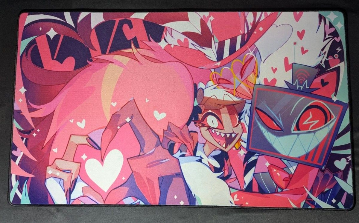 アニメイトカフェ ハズビンホテル スクエア缶ケース チームV