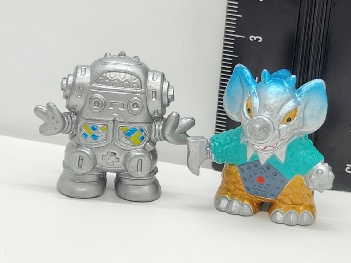 Yahoo!オークション -「怪獣消しゴム タイラント」の落札相場・落札価格