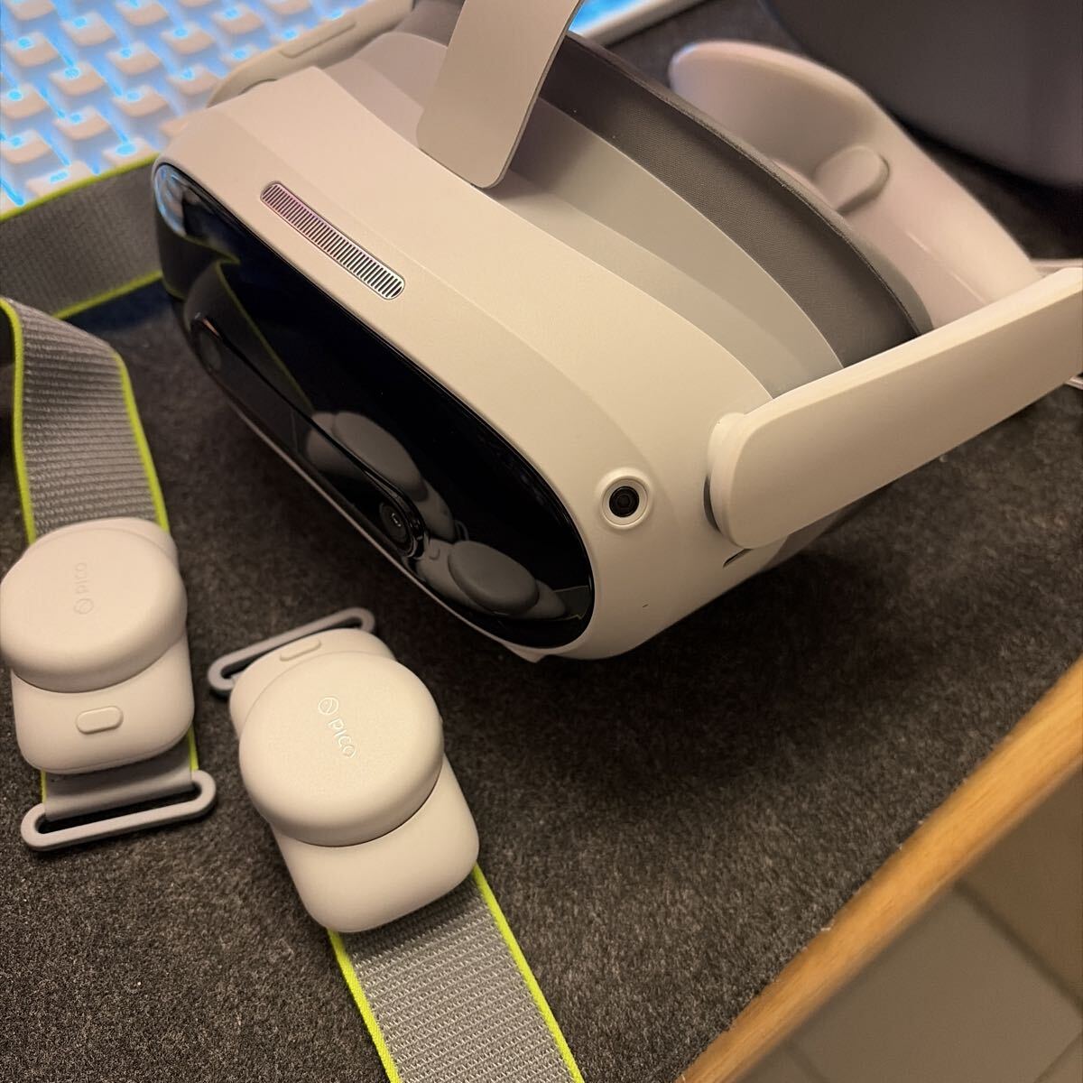 Yahoo!オークション -「pico4 ultra」の落札相場・落札価格