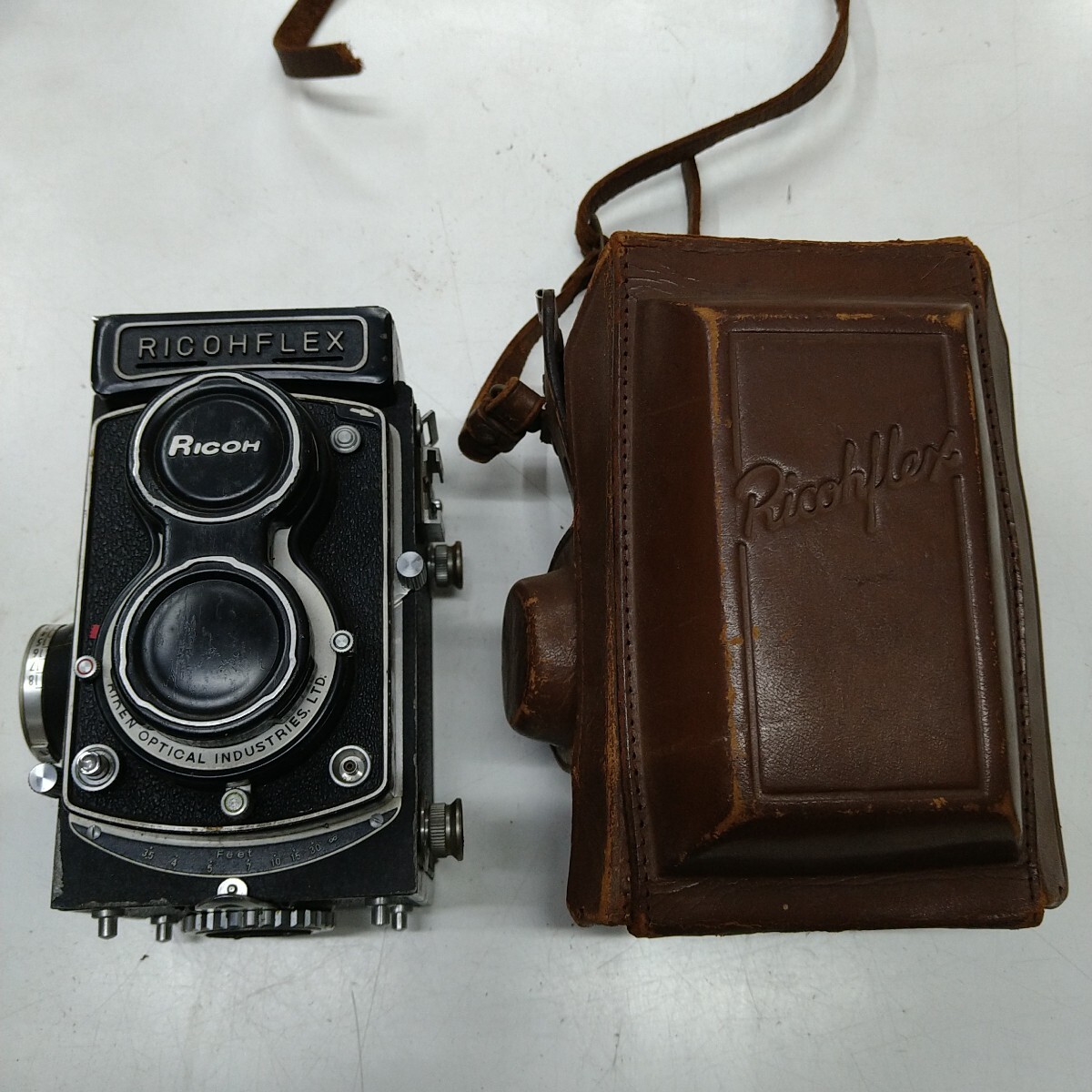 Yahoo!オークション -「古いカメラ」(二眼レフ) (フィルムカメラ)の