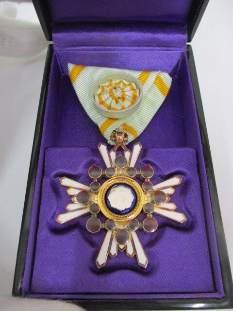 Yahoo!オークション -「勲四等瑞宝章」(ミリタリー) の落札相場・落札価格