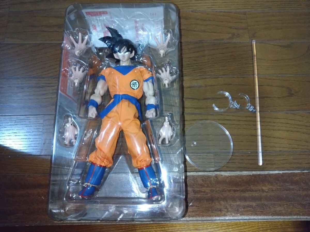 Yahoo!オークション -「ドラゴンボール 孫悟空 メディコムトイ」の落札