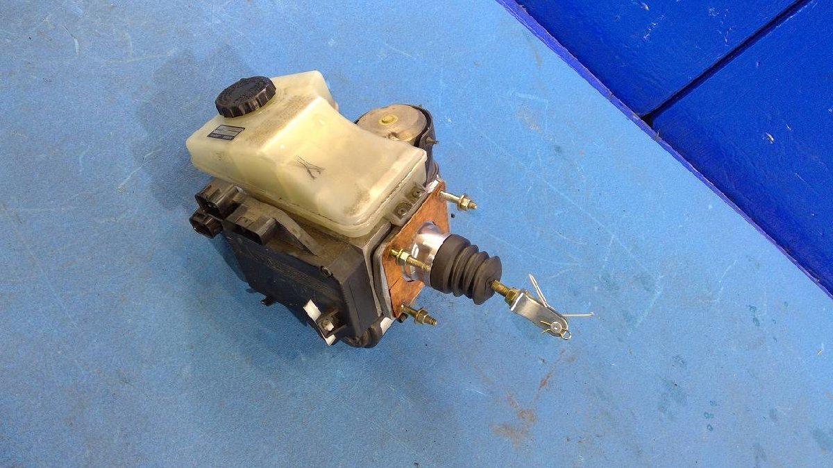 Yahoo!オークション -「マジェスタ ブレーキブースター」の落札相場