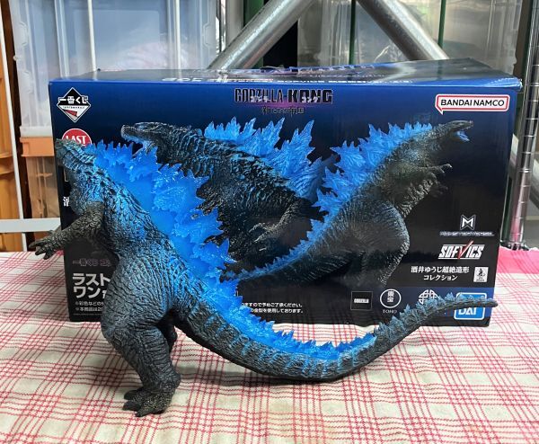 Yahoo!オークション -「一番くじ ゴジラ ソフビ」(ゴジラ) (ゴジラ