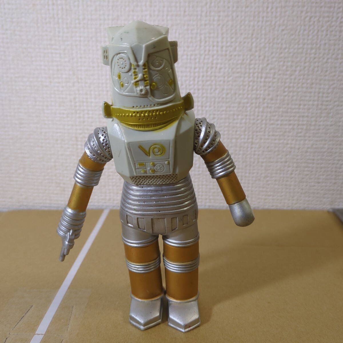 Yahoo!オークション -「ユートム ソフビ」の落札相場・落札価格