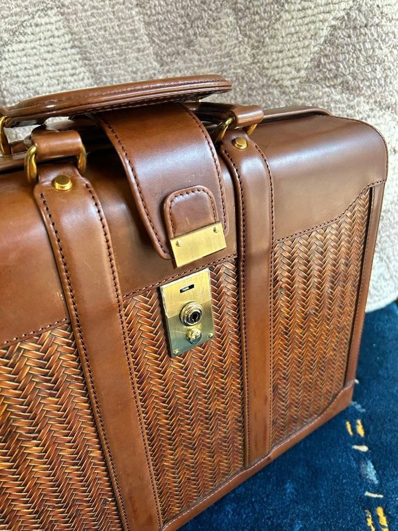 Yahoo!オークション -「大峽製鞄 ダレス」の落札相場・落札価格