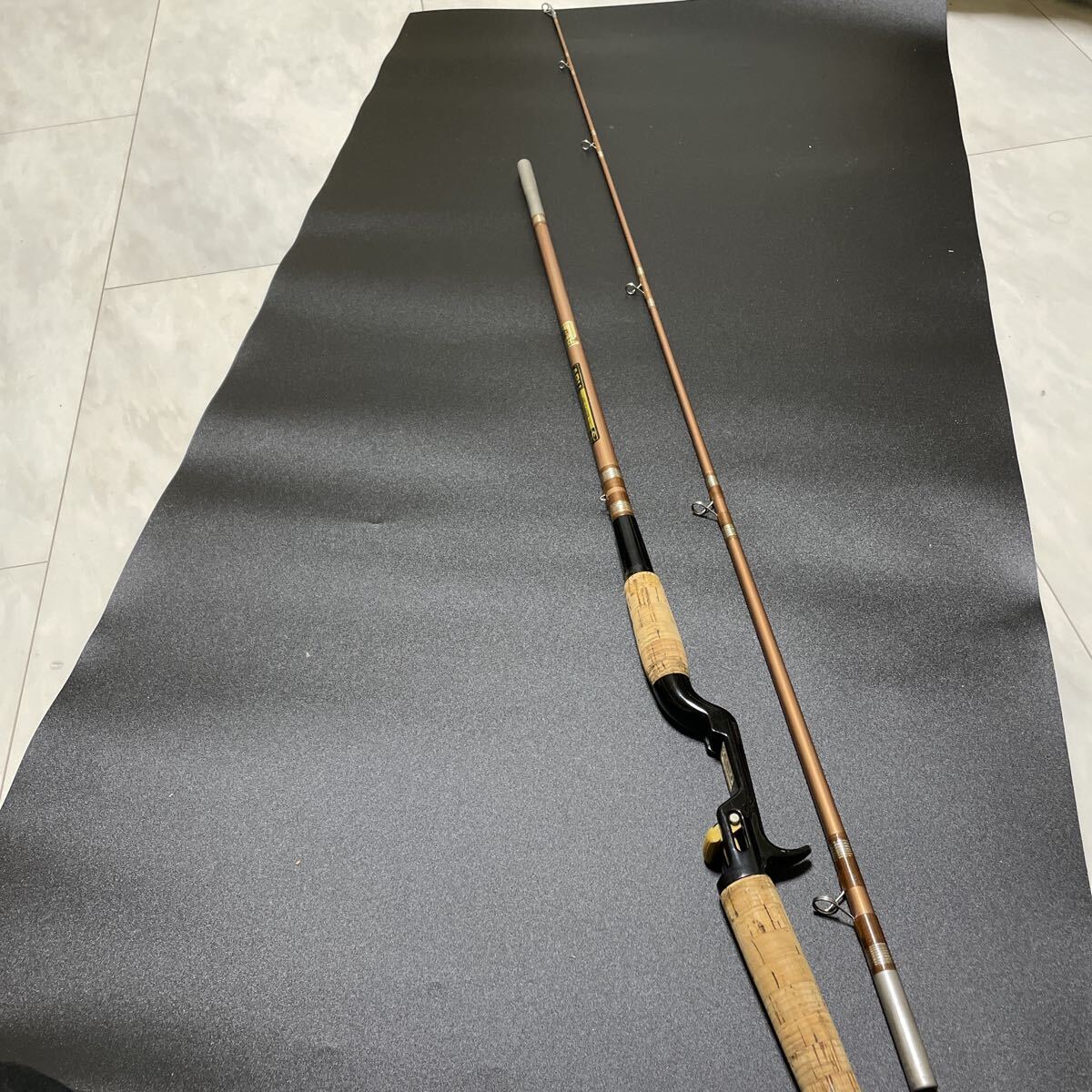 Yahoo!オークション -「abu caster」の落札相場・落札価格