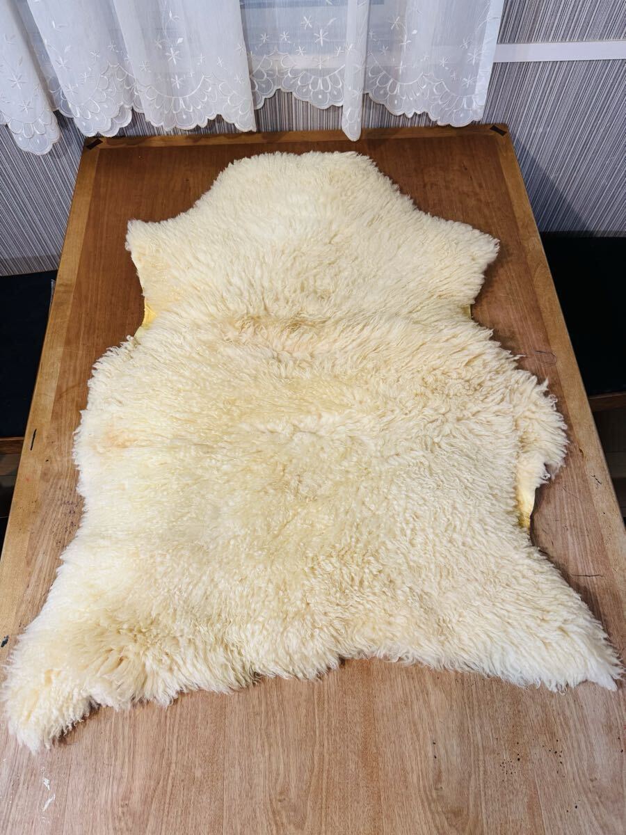 Yahoo!オークション -「bowron ムートンラグ」の落札相場・落札価格