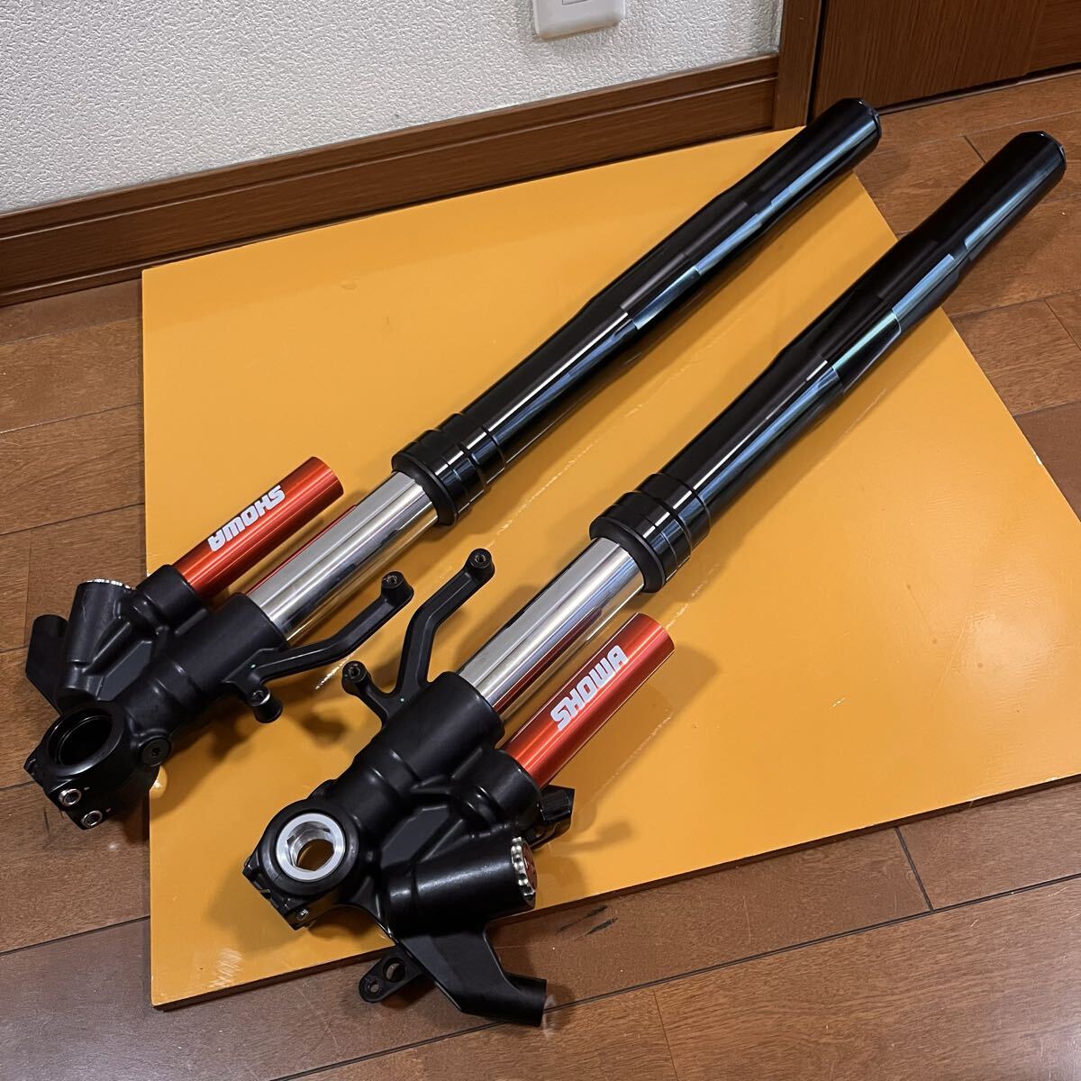 Yahoo!オークション -「zx-10r フロントフォーク」の落札相場・落札価格