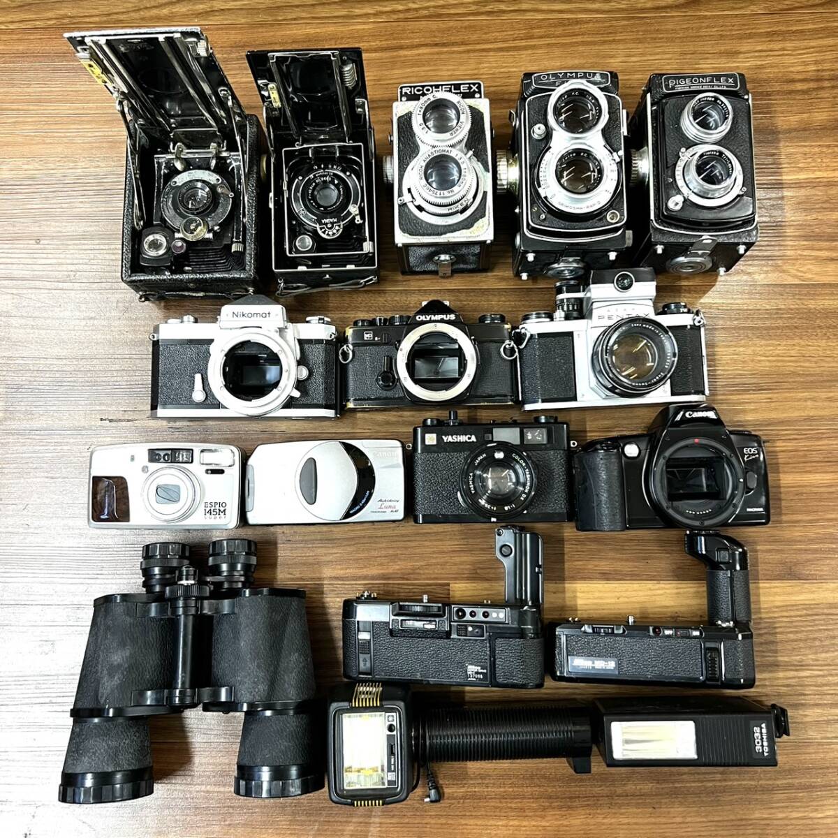 ジャンク デジカメ2台まとめ売り CANON PC1354 ジャンク デジカメ2台