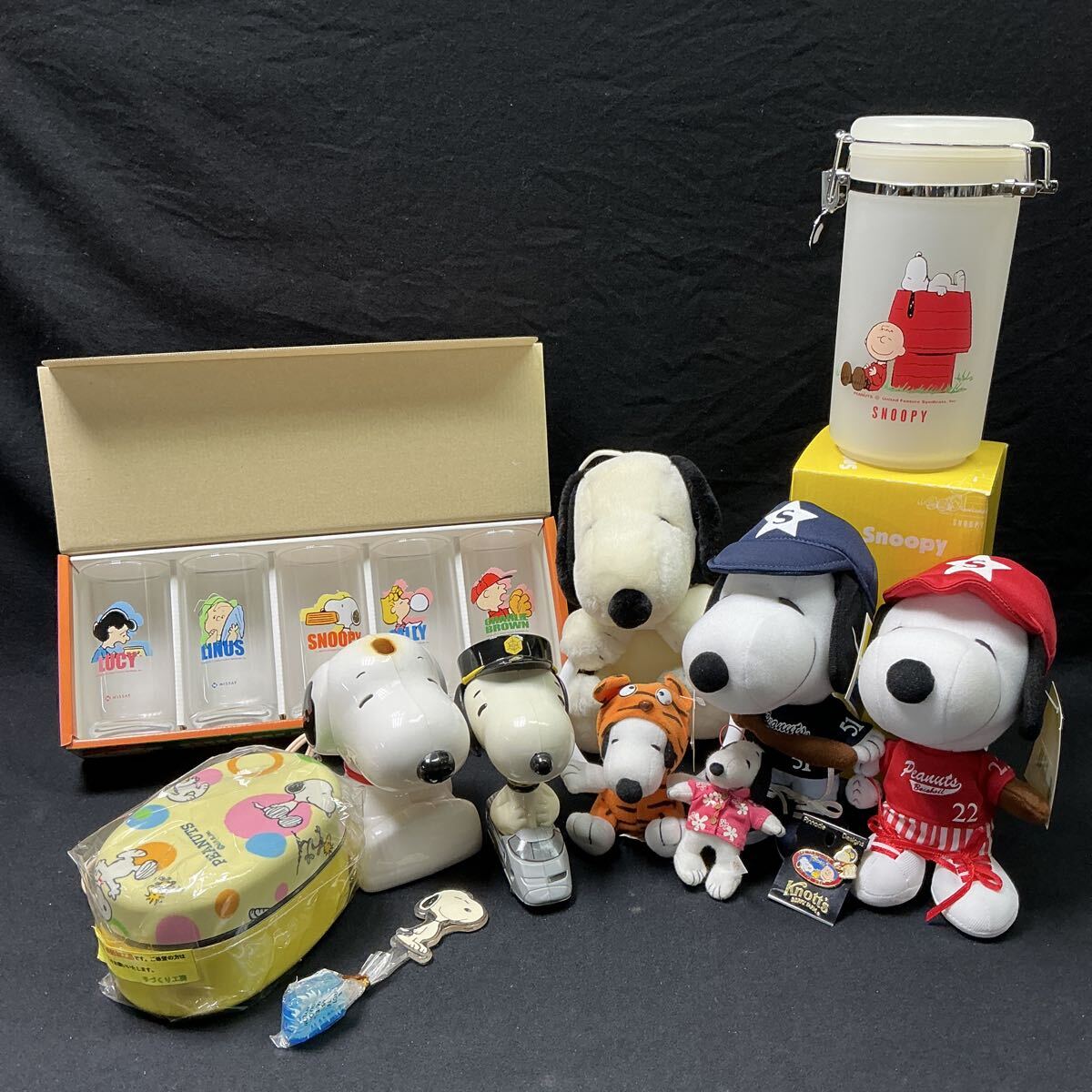 Yahoo!オークション - 「スヌーピーぬいぐるみセット」の落札相場