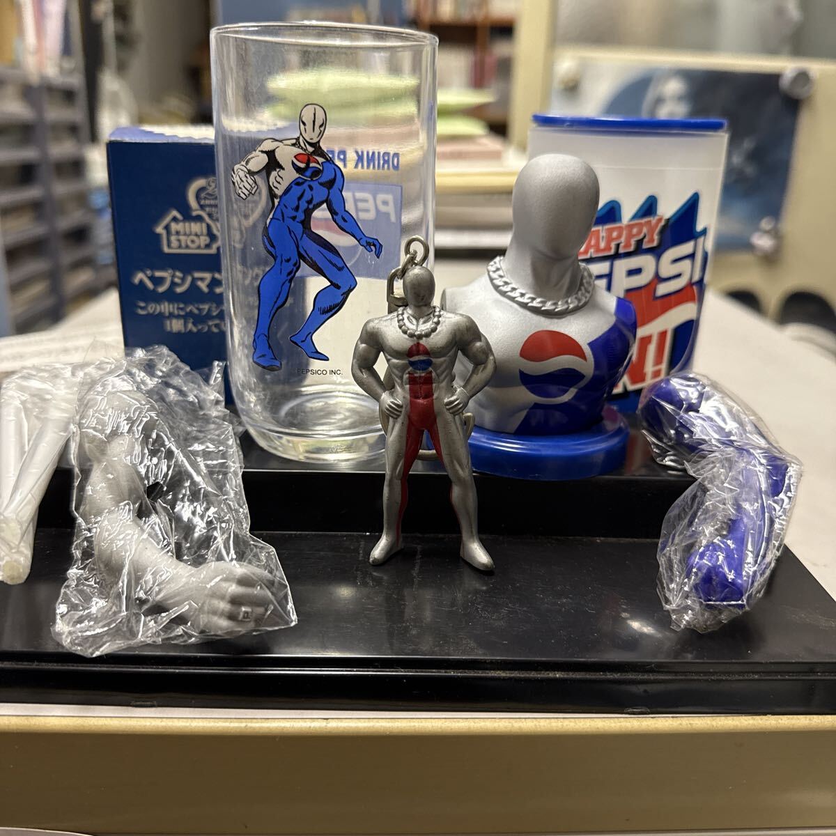 Yahoo!オークション -「ペプシマンフィギュア」(アンティーク