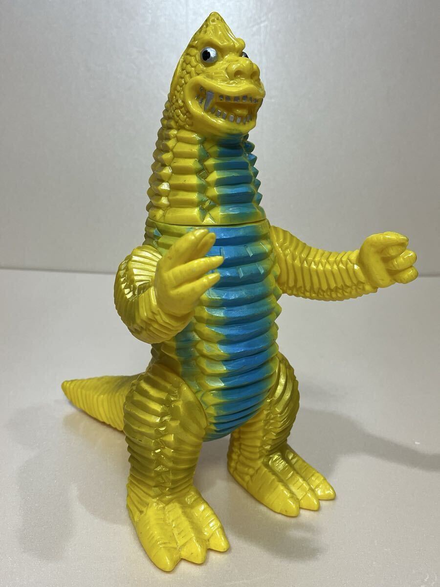 Yahoo!オークション -「ジャイアント レッドキング」(ソフビ