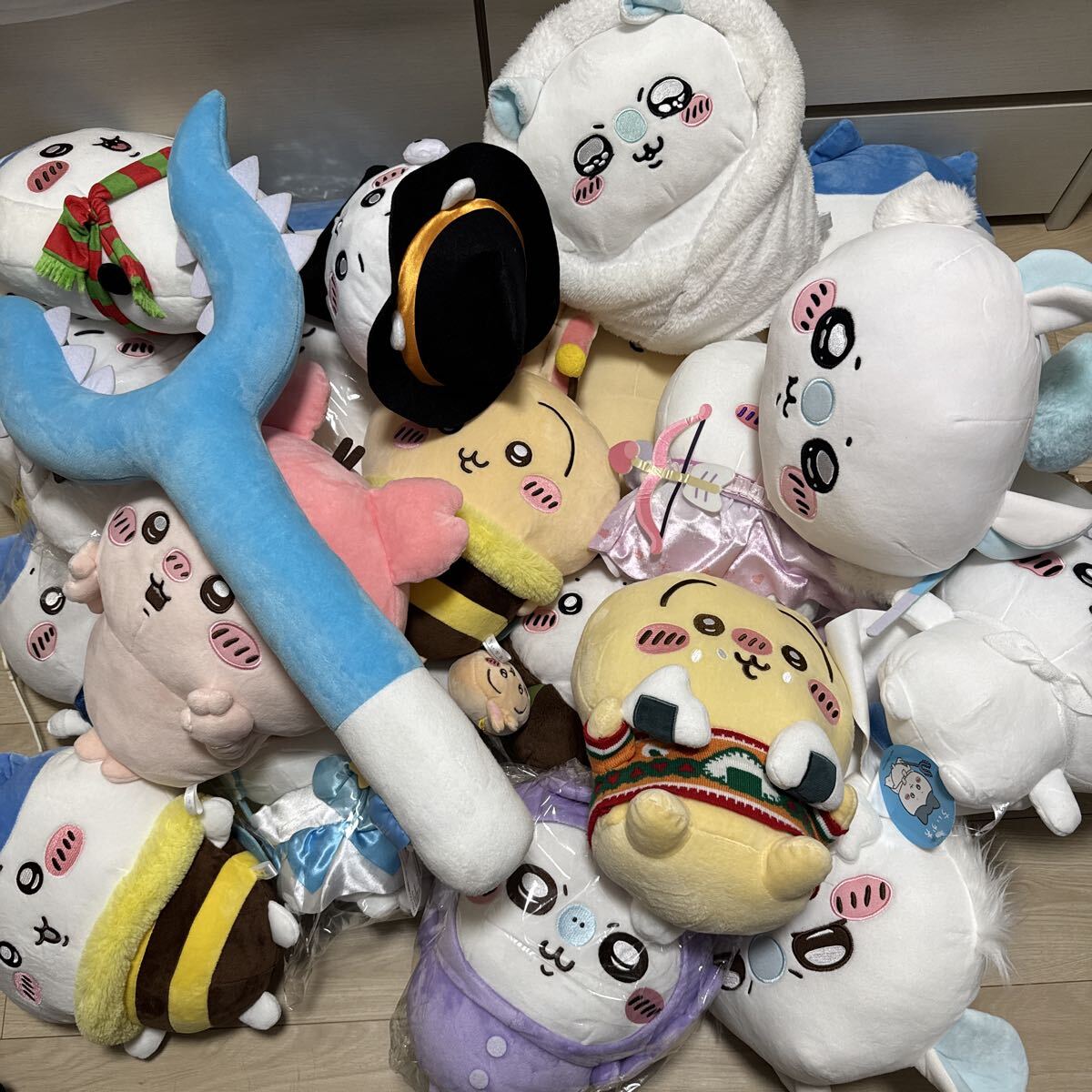 Yahoo!オークション -「ちいかわ だららんbigぬいぐるみ」の落札相場