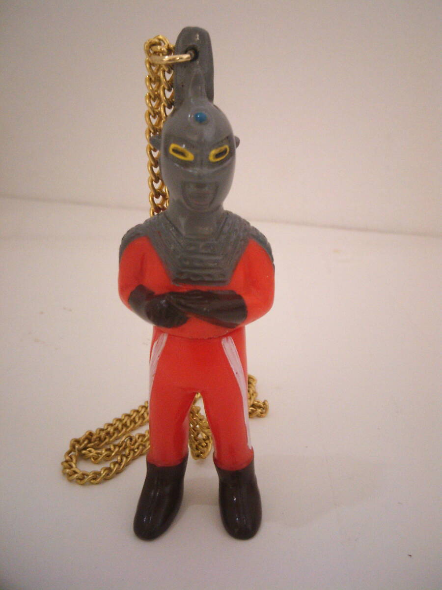 Yahoo!オークション -「ウルトラセブン ペンダント」の落札相場・落札価格