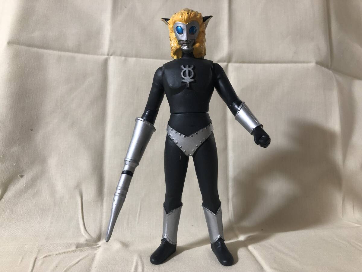 Yahoo!オークション -「マグマ星人 ソフビ」の落札相場・落札価格